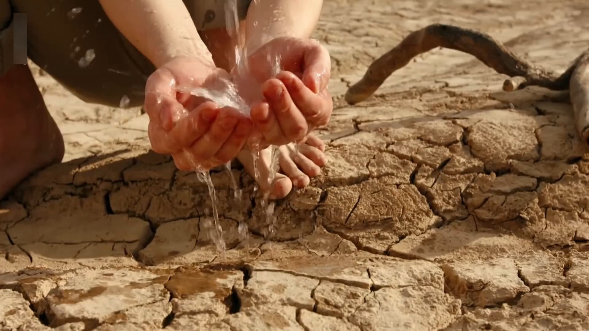 Unser Trinkwasser - Versiegt die Quelle? backdrop